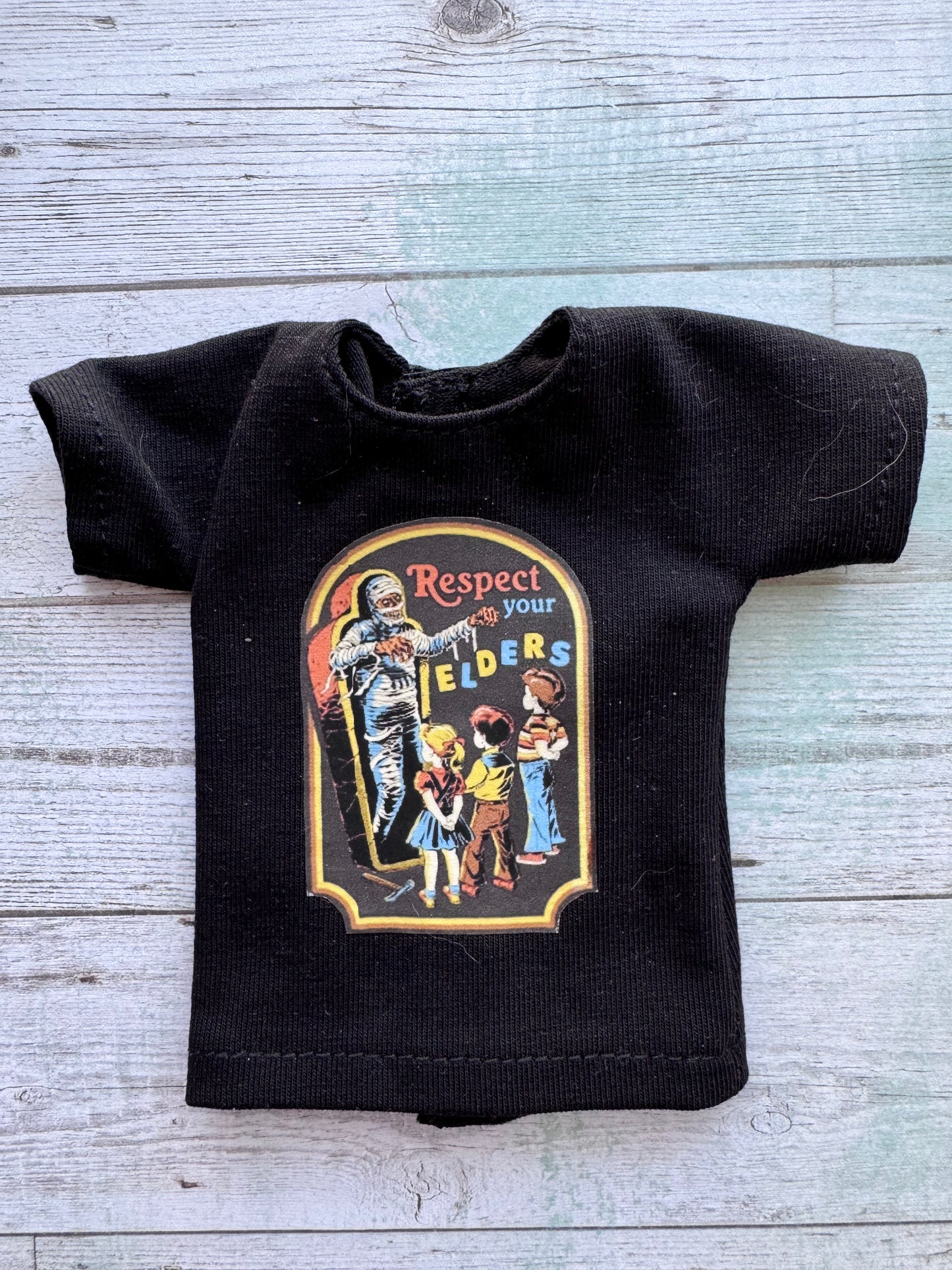 1:6 Scale Halloween Graphic Shirts
