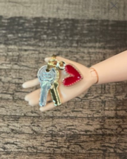1:6 Scale Red Heart Doll Keychain