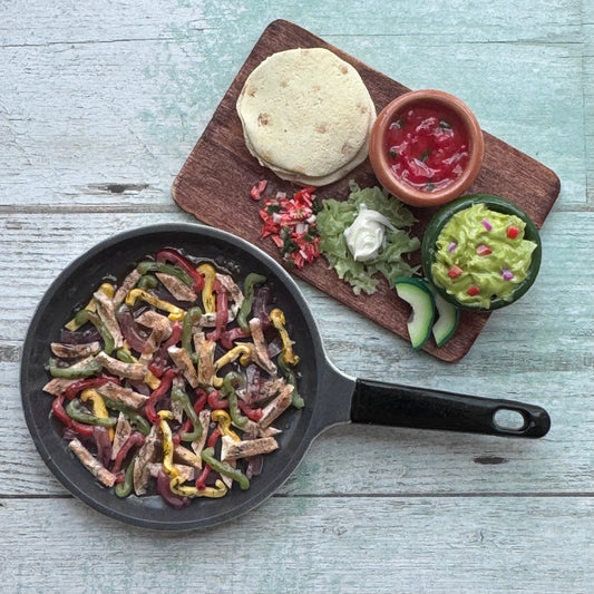 1:6 Scale Chicken Fajita Meal