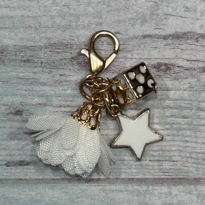 1:6 Scale Bag Charm Star/Dice