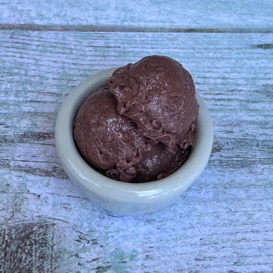1:6 Scale Small Chocolate Ice Cream