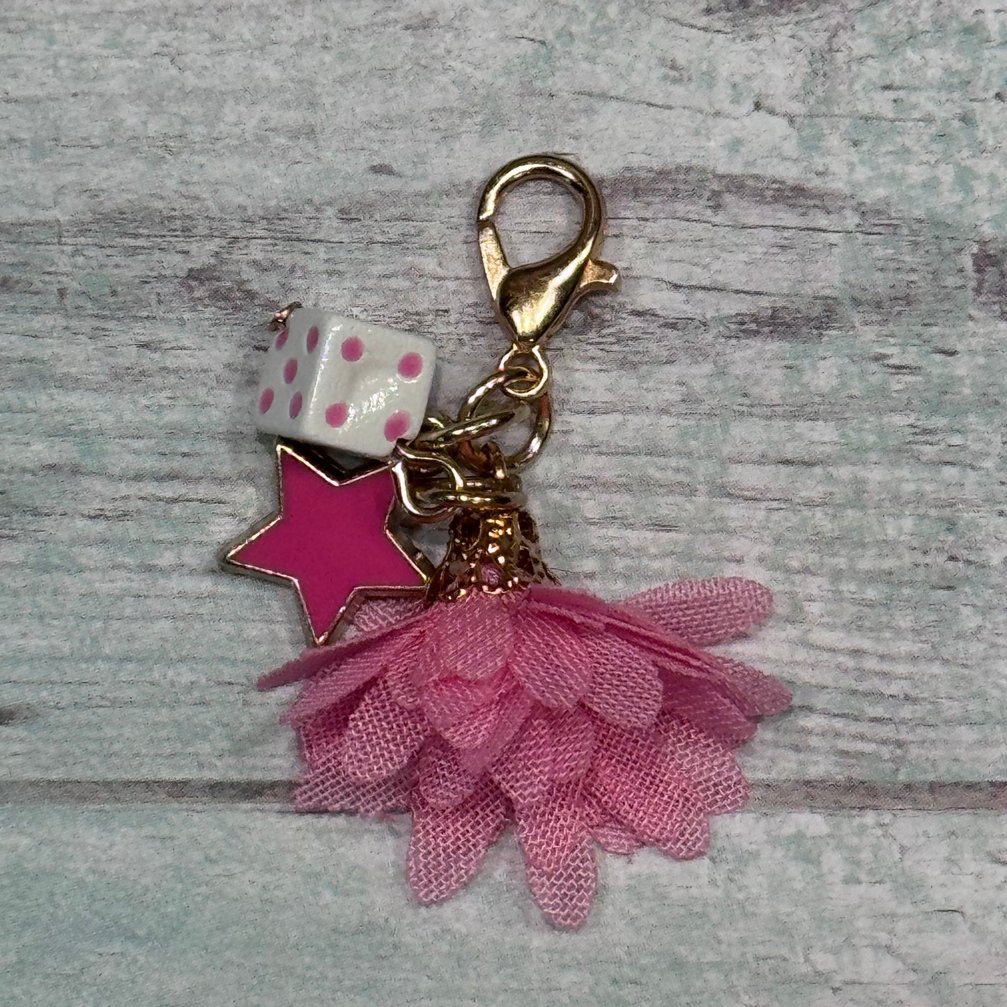 1:6 Scale Bag Charm Star/Dice