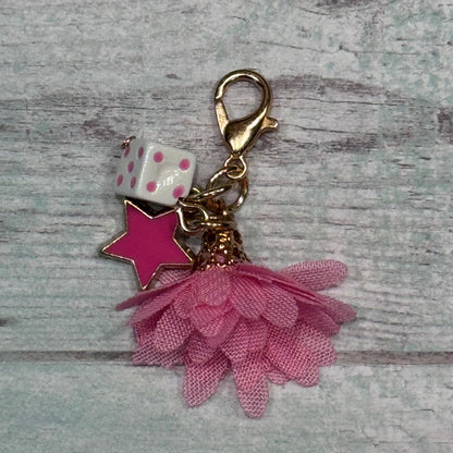 1:6 Scale Bag Charm Star/Dice