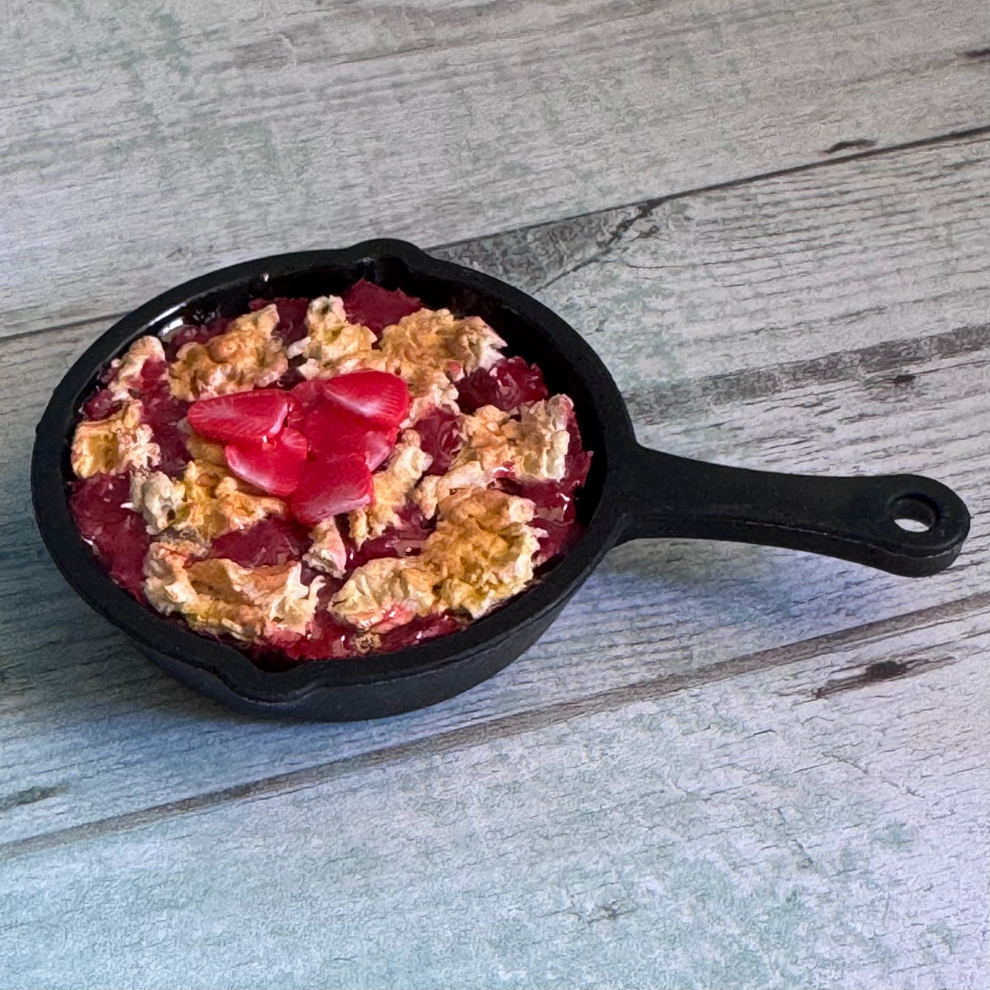 1:6 Scale Strawberry Cobbler