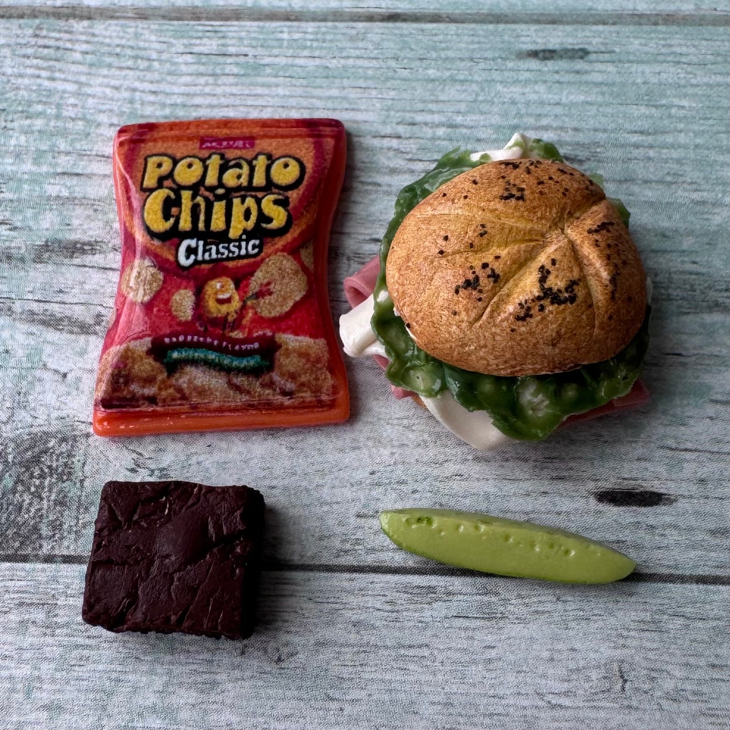 1:6 Scale Deli Boxed Lunch Ham and Turkey on Poppy Seed Bun